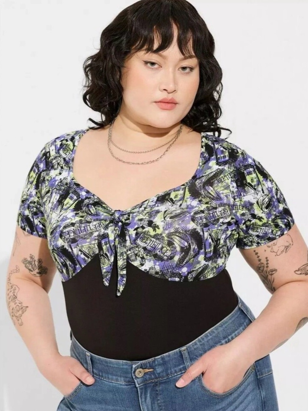 NWT Torrid x Beetlejuice Super Soft Tie Front Top Size 4 / 26 Plus (AS IS)